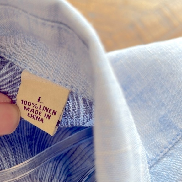 Tommy Bahama Men’s Shirt Size Large Light Blue 100% Linen - Picture 9 of 10